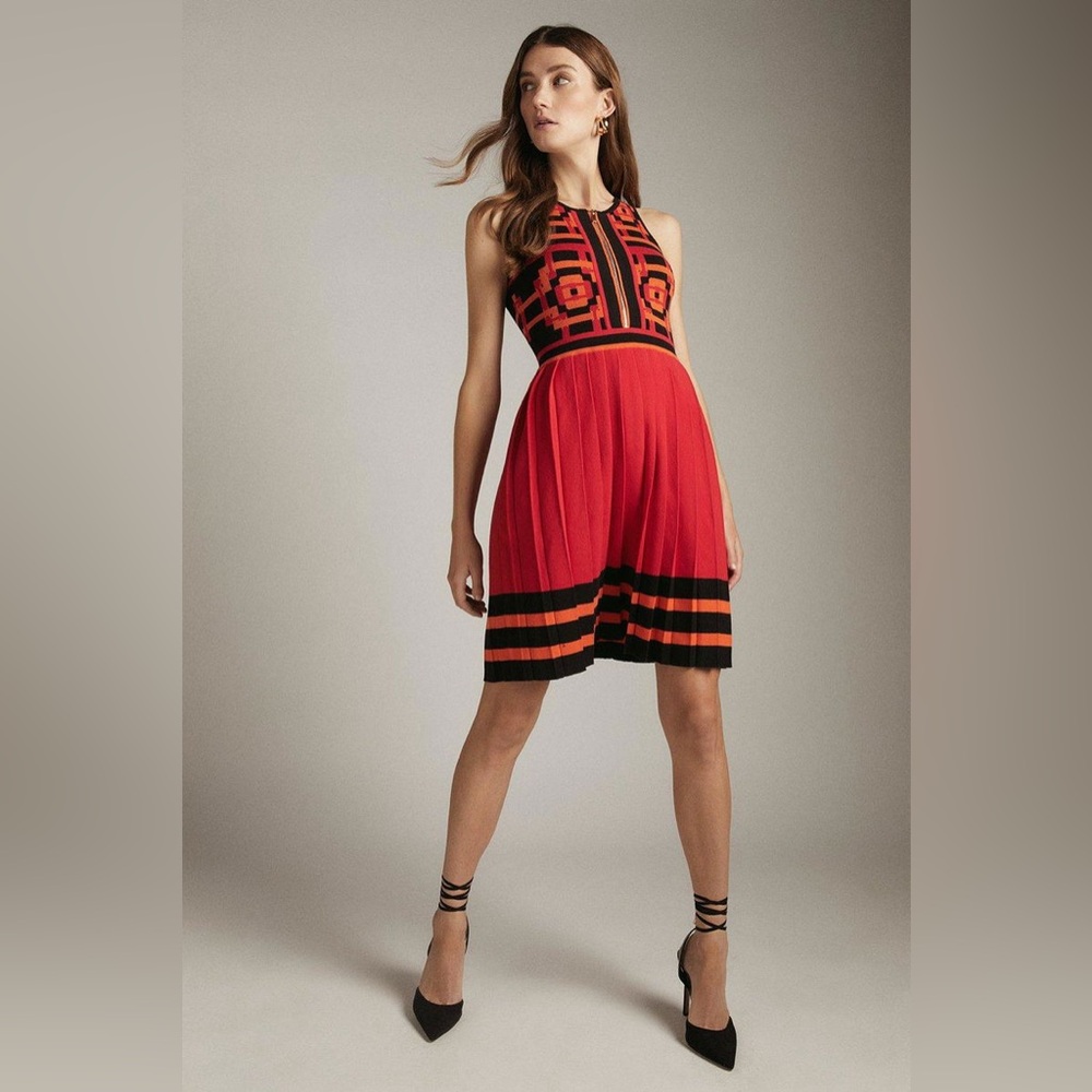NWT Karen Millen Red and Black Jacquard Knit Woven Skirt Dress. Size M. - Picture 1 of 4